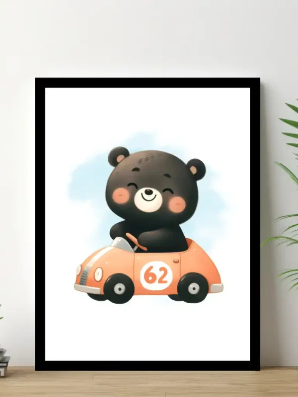 Barnposter med namn – Barntavlor – Svartbjörn kör bil